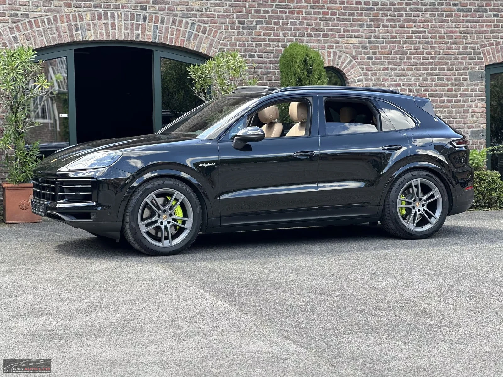 Porsche Cayenne TURBO-E-HYBRID/470HP/PANO/BO/З-ЗАВИВАНЕ/360/635v - изображение 3