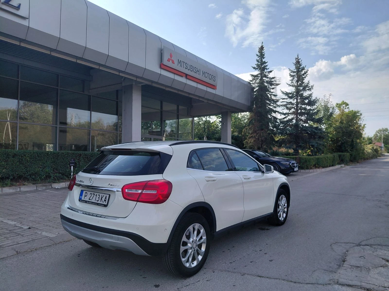 Mercedes-Benz GLA 200d 4MATIC - изображение 5