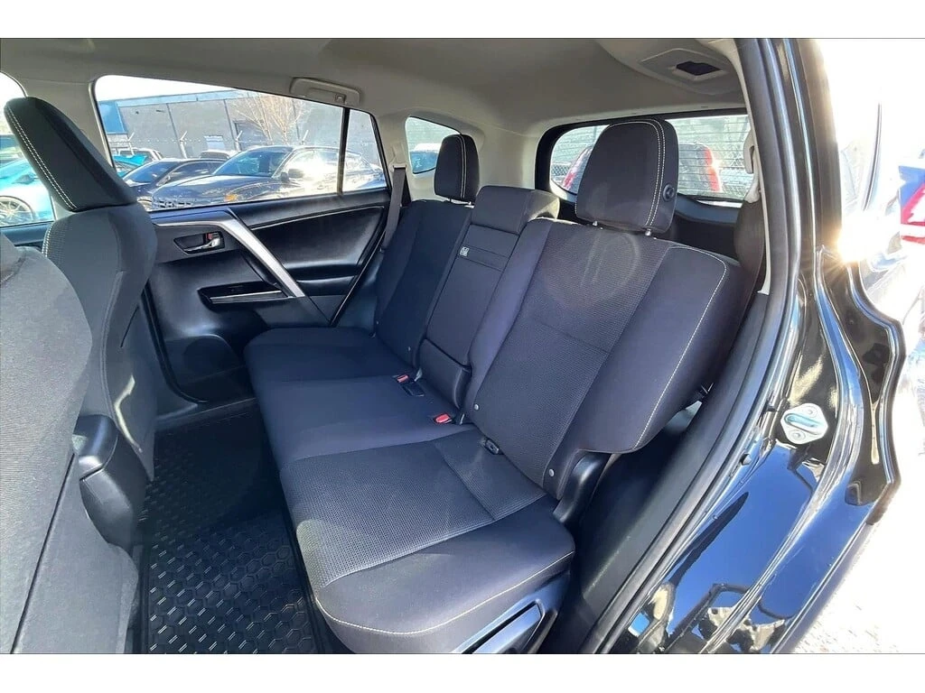 Toyota Rav4 * Hybrid Efficiency | Heated Seats | Alloy Wheels  | Mobile.bg � ����������� 15