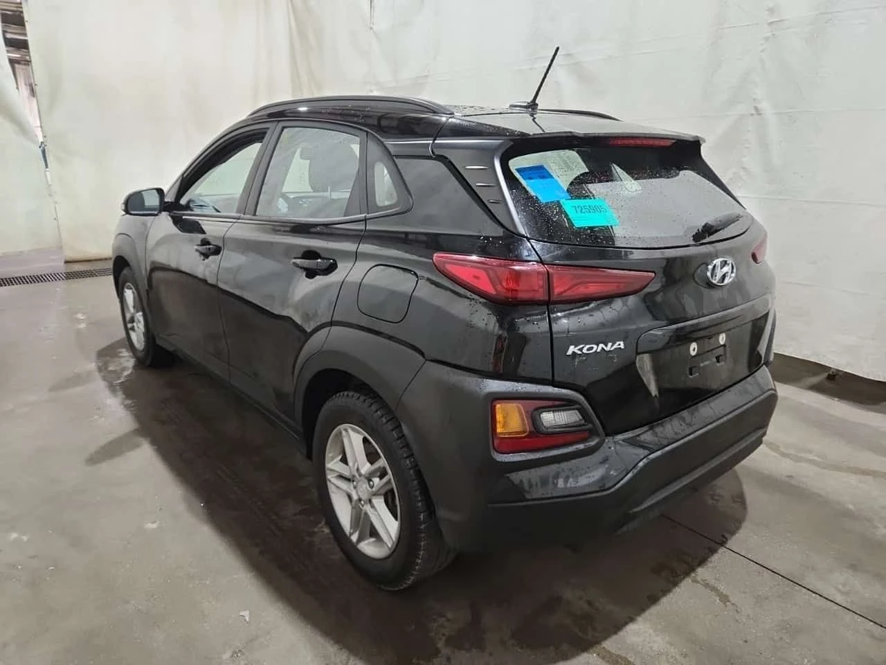 Hyundai Kona * ESSENTIAL * АВТОКРЕДИТ БЕЗ ПЪРВОНАЧАЛНА ВНОСКА *, снимка 4 - Автомобили и джипове - 54597260