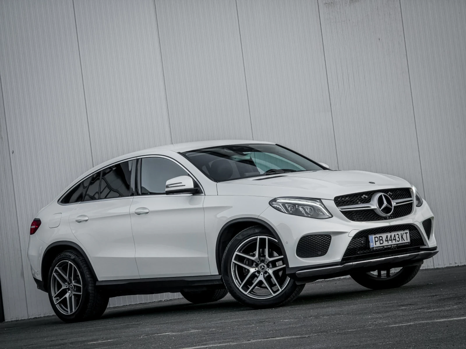 Mercedes-Benz GLE 350 AMG, снимка 3 - Автомобили и джипове - 56128576