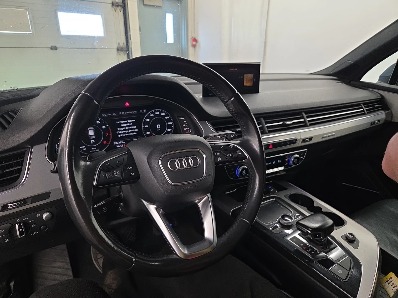 Audi Q7 3.0T TECHNIK QUATTRO * КРАЙНА ЦЕНА* , снимка 10 - Автомобили и джипове - 56137061