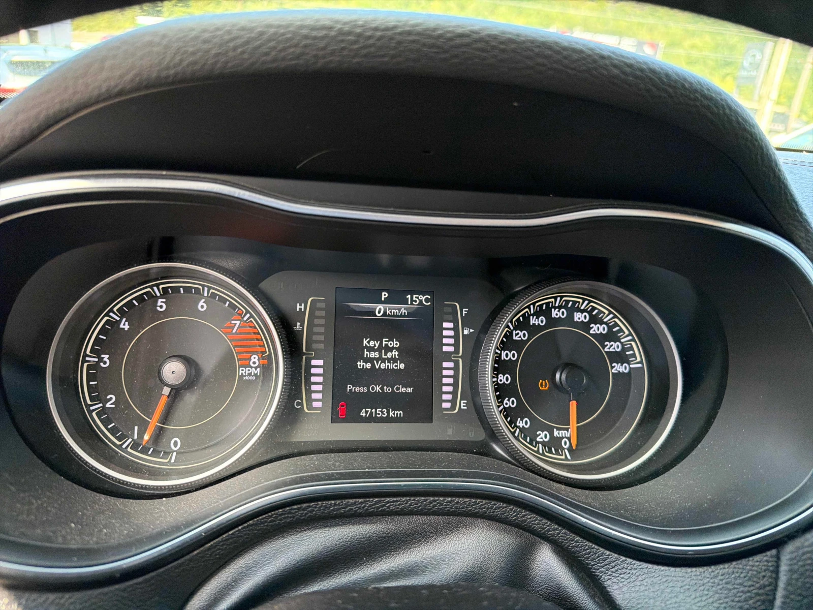 Jeep Cherokee * North 4x4 * CARFAX * БЕЗ ПЪРВОНАЧАЛНА ВНОСКА, снимка 8 - Автомобили и джипове - 56149962