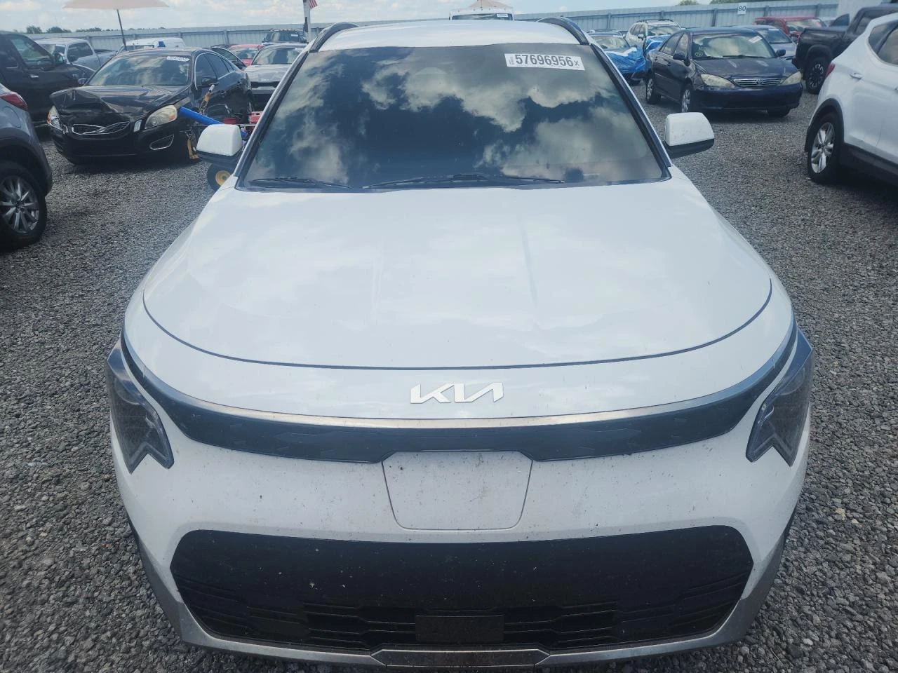 Kia Niro * WIND* , снимка 2 - Автомобили и джипове - 56181105