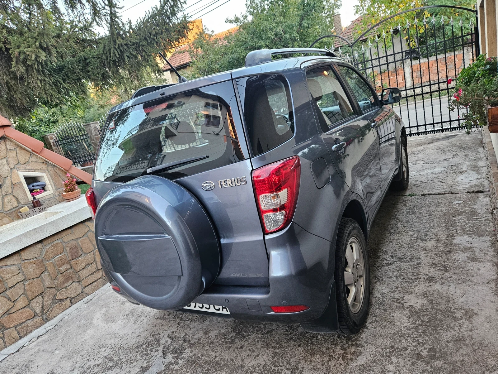 Daihatsu Terios 1.3/4�4/���-������/�����/�� ��������  | Mobile.bg � ����������� 6