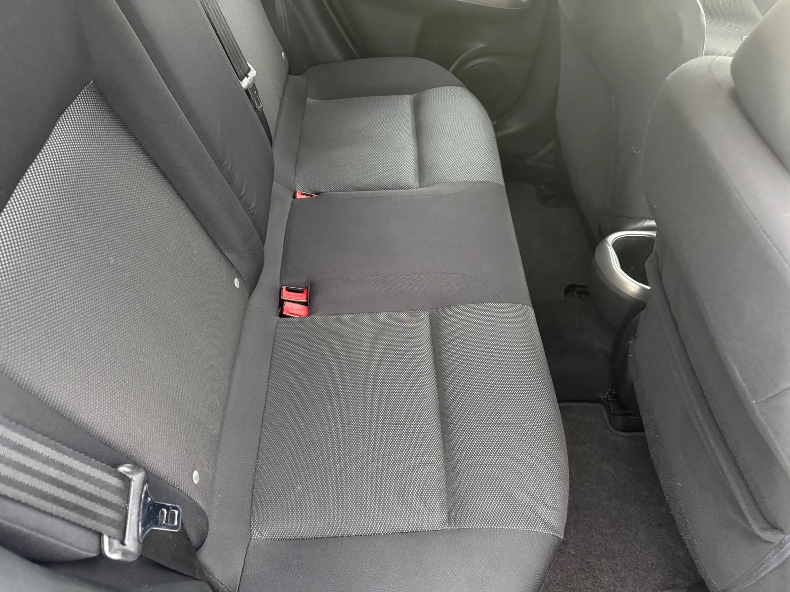 Nissan Juke 1.6 86хил., снимка 9 - Автомобили и джипове - 56659933