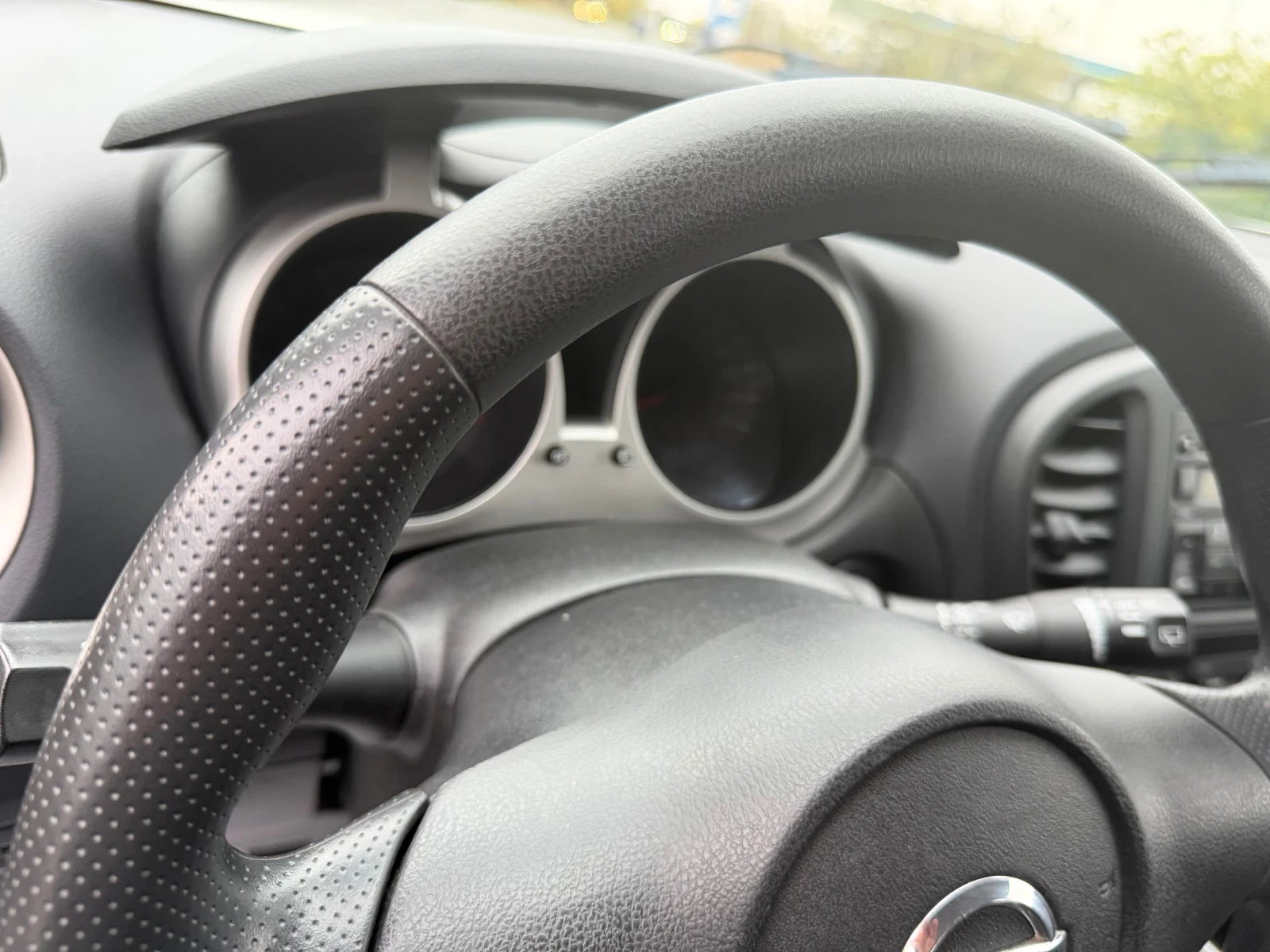 Nissan Juke 1.6 86хил., снимка 11 - Автомобили и джипове - 56659933