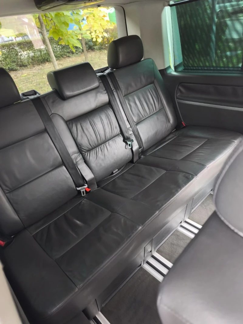 VW Multivan T5 2.5 tdi 4motion, снимка 9 - Бусове и автобуси - 52555007