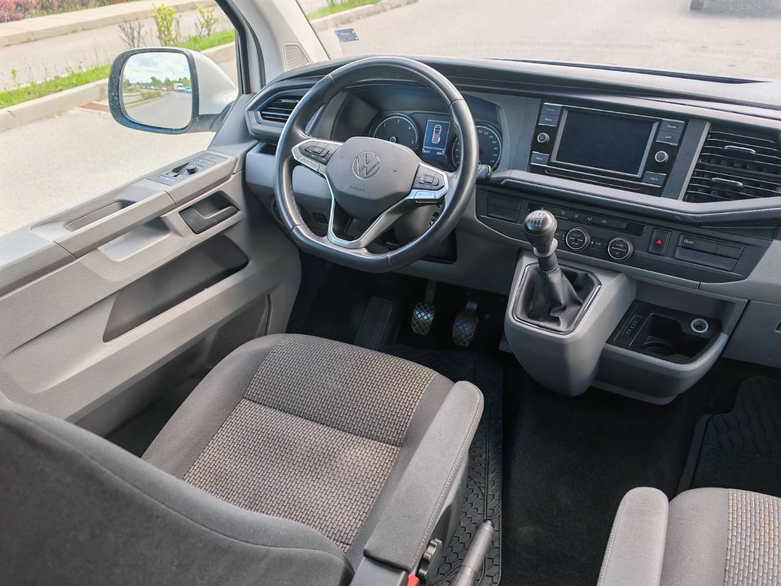 VW Caravelle 2900Евро за получаване, 2.0 TDI 7+ 1м, снимка 10 - Бусове и автобуси - 53824536