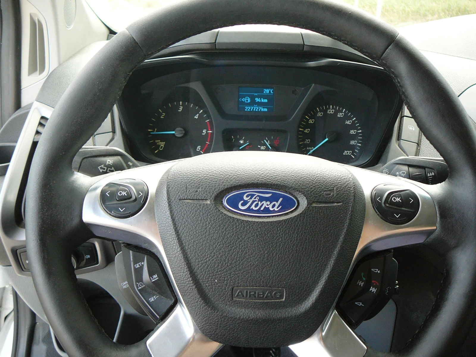 Ford Transit Custom 2.2tdci L2 H2, снимка 9 - Бусове и автобуси - 55213269