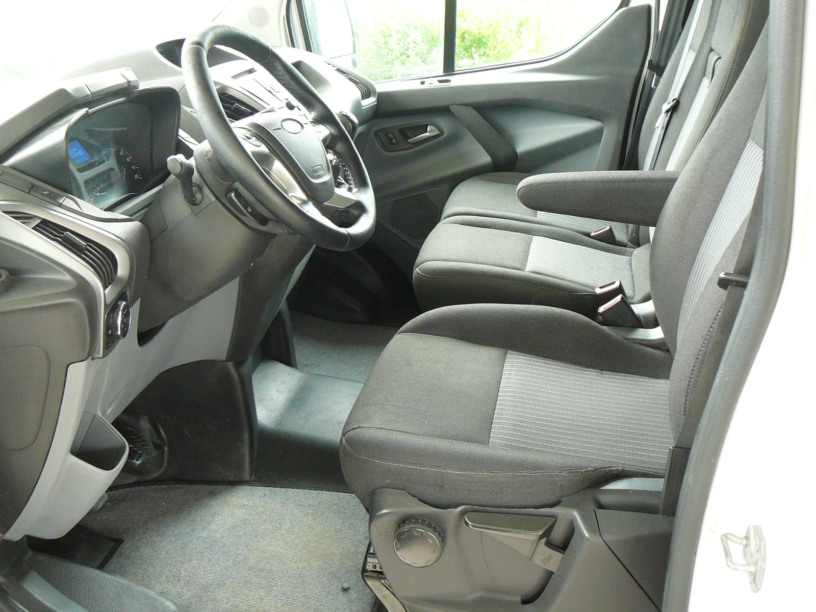 Ford Transit Custom 2.2tdci L2 H2, снимка 10 - Бусове и автобуси - 55213269