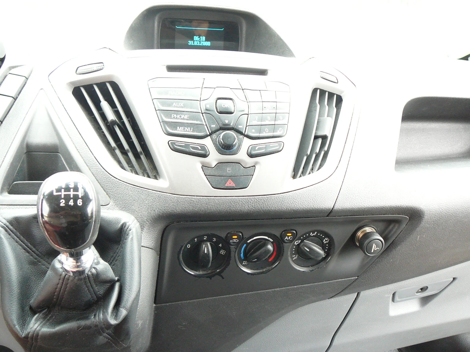 Ford Transit Custom 2.2tdci L2 H2, снимка 8 - Бусове и автобуси - 55213269