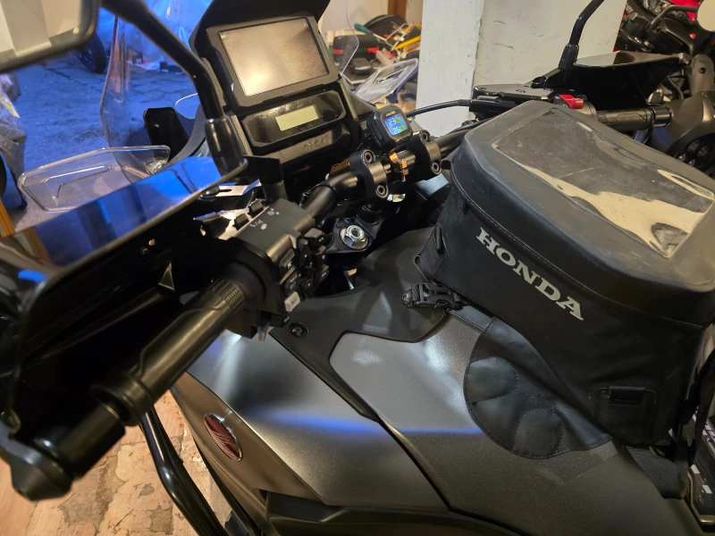 Honda Nt 1100 DCT FULL TRAVEL PACK Ohlins, снимка 13 - Мотоциклети и мототехника - 53375066