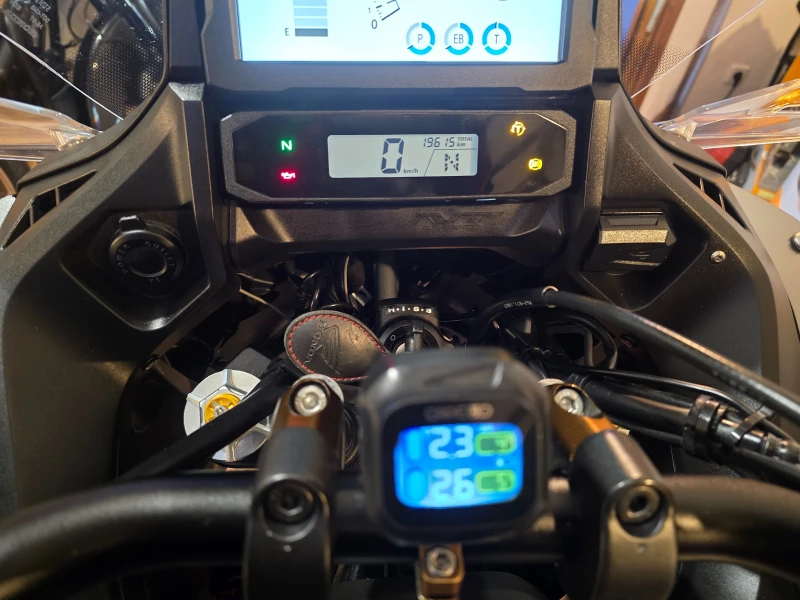 Honda Nt 1100 DCT FULL TRAVEL PACK Ohlins, снимка 14 - Мотоциклети и мототехника - 53375066