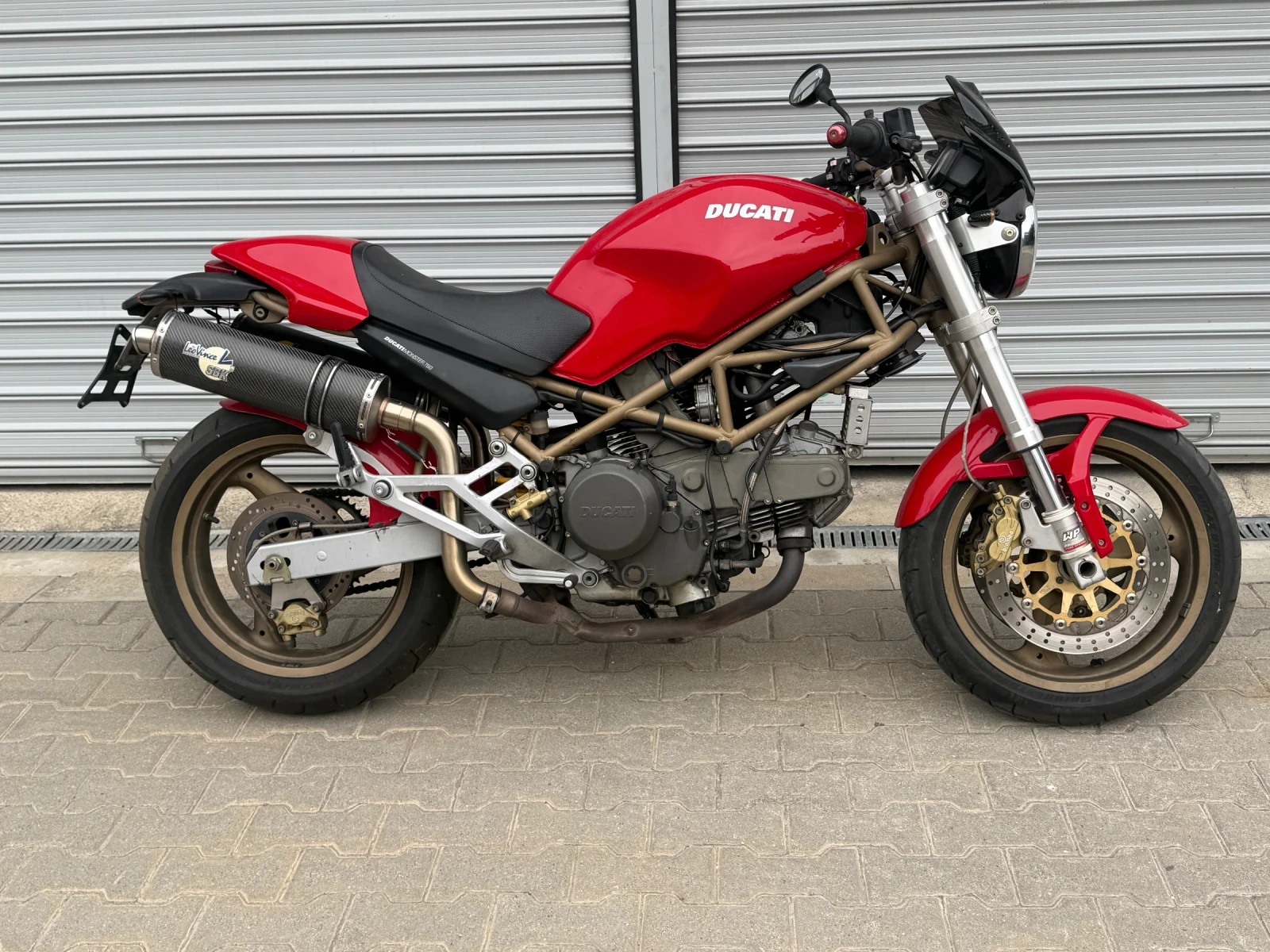 Ducati Monster 750 