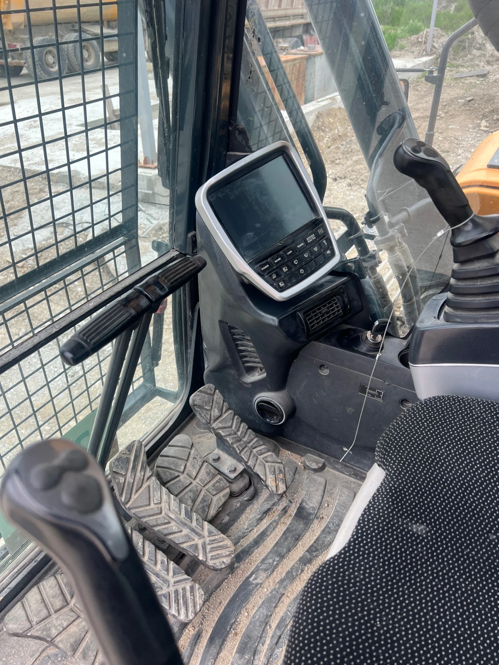 ����� Hyundai 380 | Mobile.bg � ����������� 7