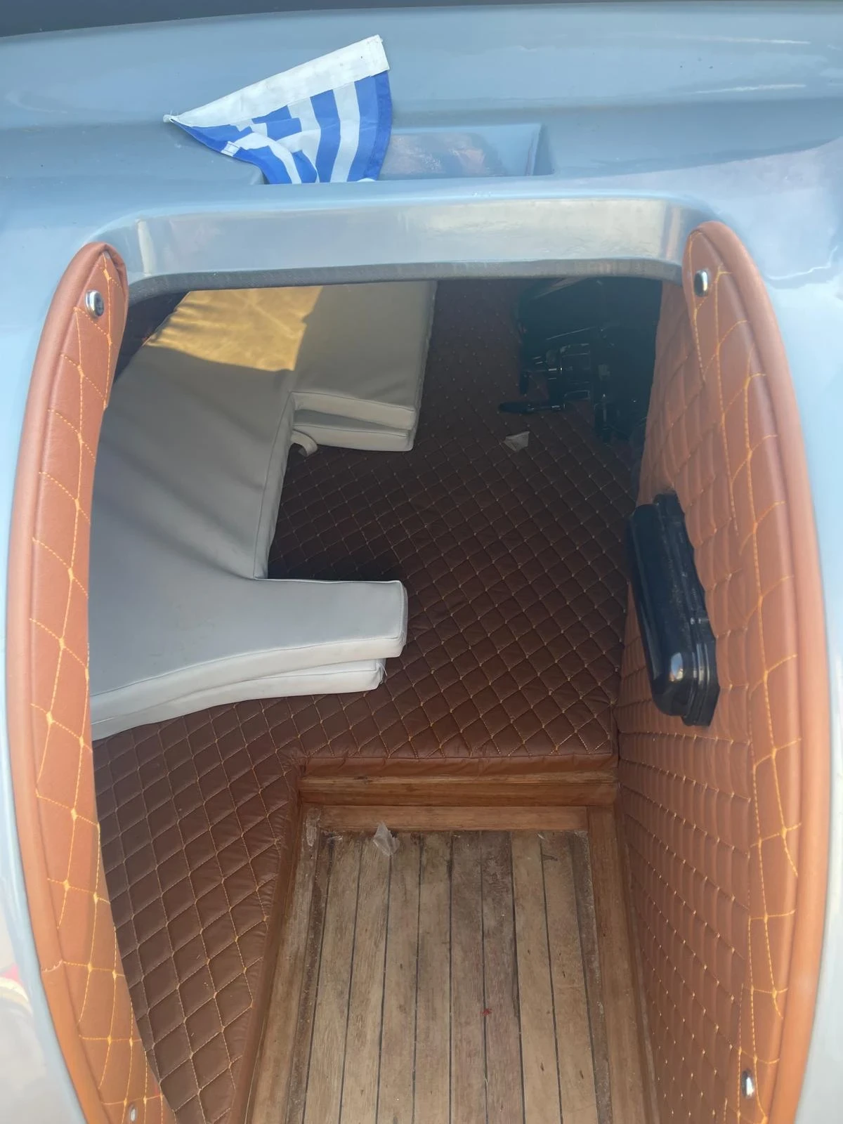 Моторна яхта Marin Boat 8.05 cabrio, снимка 4 - Воден транспорт - 55507237
