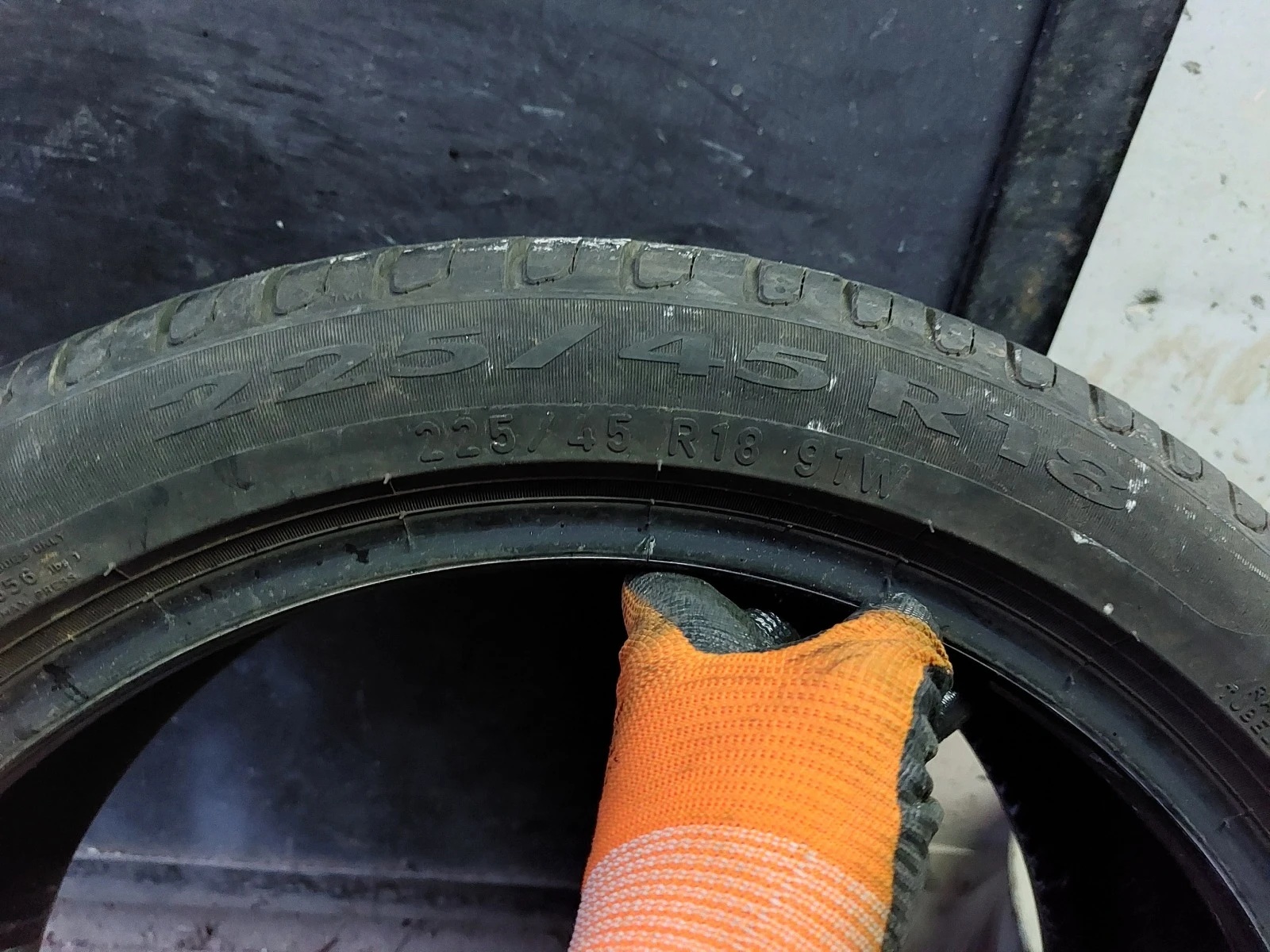 ���� 225/45R18 | Mobile.bg � ����������� 4