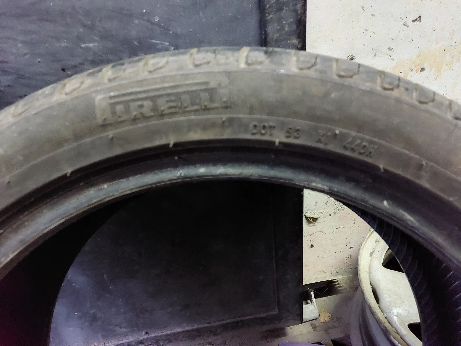 ���� 225/45R18 | Mobile.bg � ����������� 3