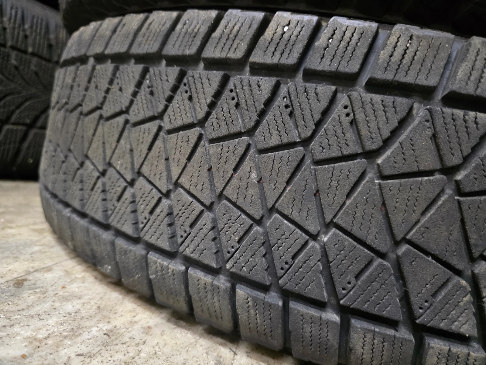 ���� 195/80R15 | Mobile.bg � ����������� 4