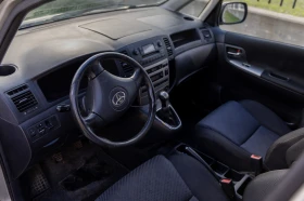 Toyota Corolla verso 2.0 D4D, снимка 12