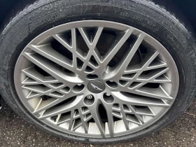 Genesis G70 2.0T AWD | SUNROOF | KEYLESS | 2 KEYS | CARFAX, снимка 7