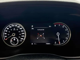 Genesis G70 2.0T AWD | SUNROOF | KEYLESS | 2 KEYS | CARFAX, снимка 8