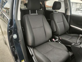 Toyota Corolla verso 2.2D4D, снимка 8