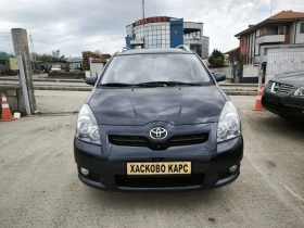 Toyota Corolla verso 2.2D4D, снимка 2