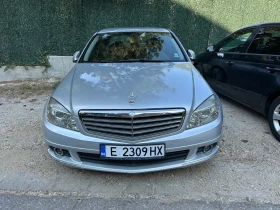 Mercedes-Benz C 320, снимка 12