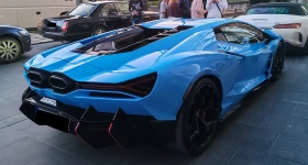Обява за продажба на Lamborghini Revuelto  6.5 V12 HPEV 4WD ~1 523 988 лв. - изображение 1