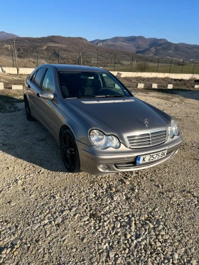 Обява за продажба на Mercedes-Benz C 220 FACELIFT ~6 300 лв. - изображение 1