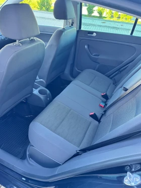 VW Golf Plus 1.6i  - 7000 лв. / 3579.04 € - 96887113 8