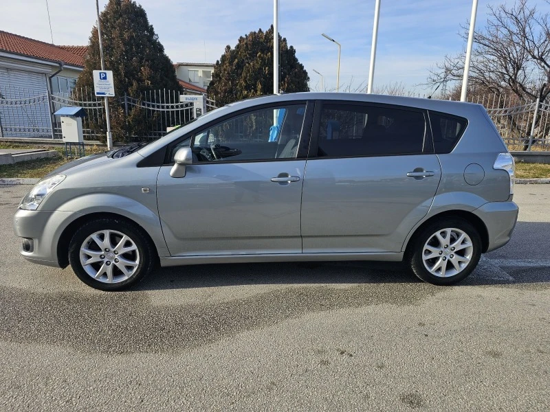 Toyota Corolla verso 2.2/D4D/136к.с/Facelift, снимка 3 - Автомобили и джипове - 45538605