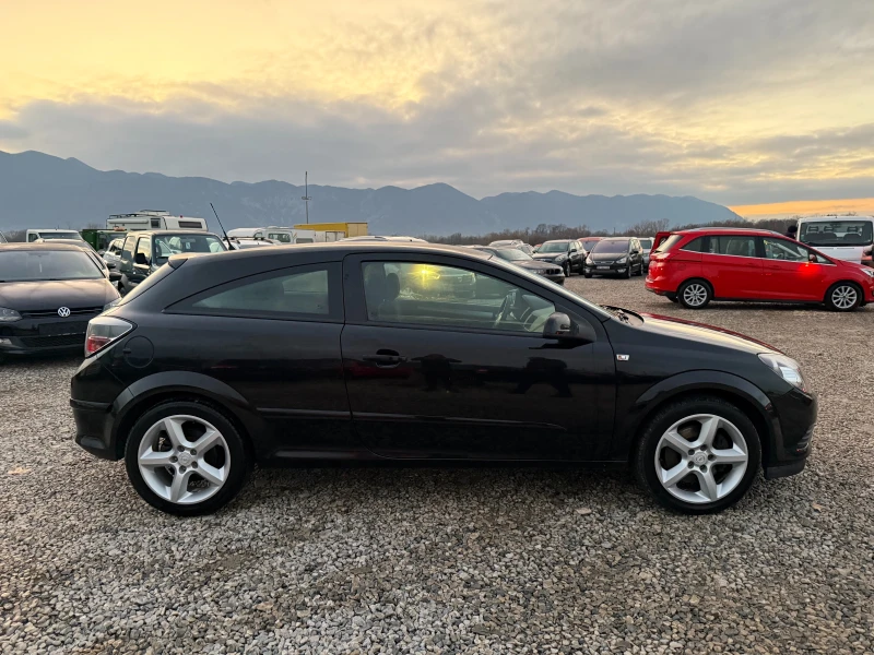 Opel Astra GTC 1.9D-120PS, снимка 4 - Автомобили и джипове - 48354299