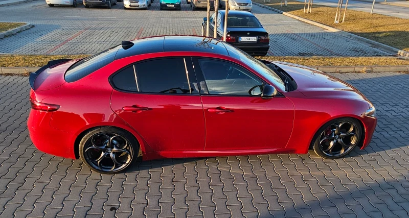 Alfa Romeo Giulia Ti Sport, снимка 10 - Автомобили и джипове - 48894638