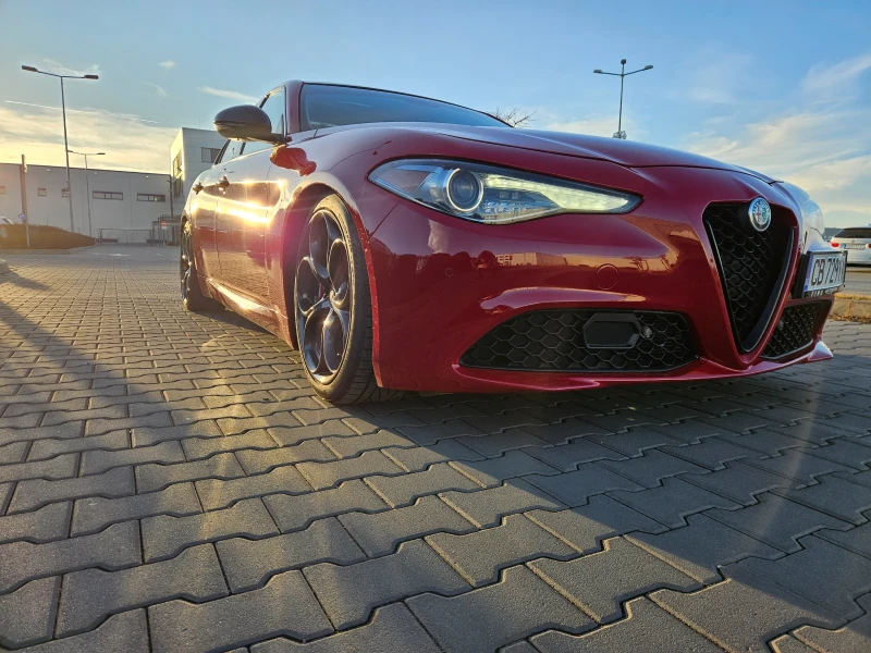 Alfa Romeo Giulia Ti Sport, снимка 2 - Автомобили и джипове - 48894638