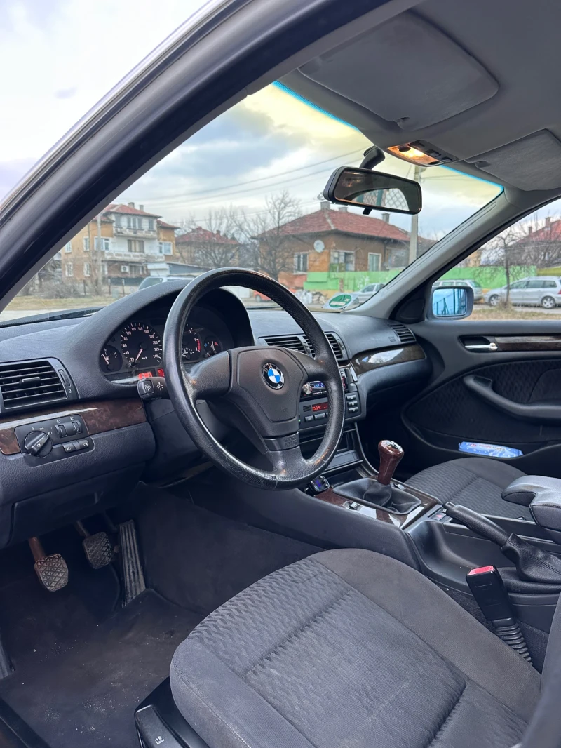 BMW 320, снимка 5 - Автомобили и джипове - 49319719