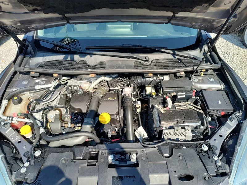 Renault Megane 1.5 дизел 110к.с., снимка 17 - Автомобили и джипове - 51329130