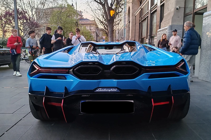 Lamborghini Revuelto  6.5 V12 HPEV 4WD, снимка 4 - Автомобили и джипове - 51433371