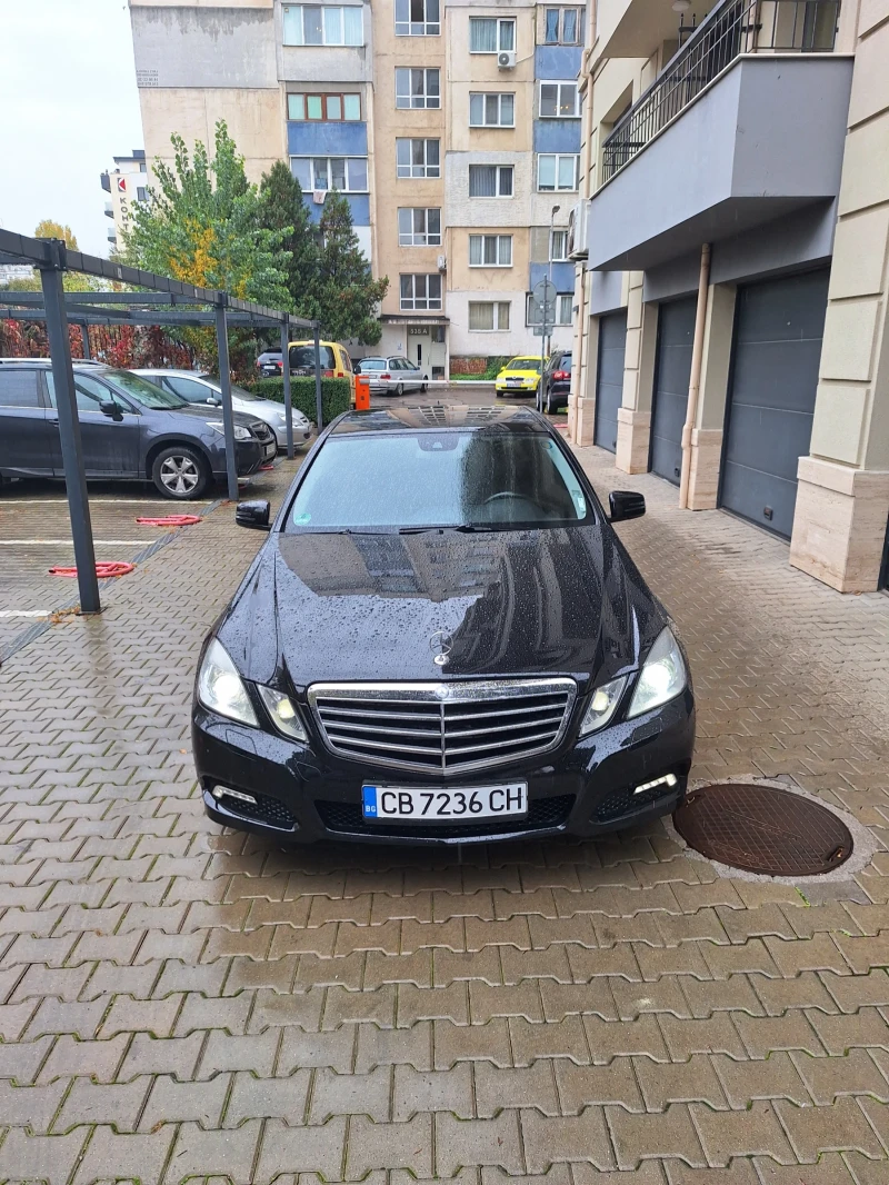 Mercedes-Benz E 350 Седан, снимка 2 - Автомобили и джипове - 52185230