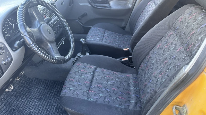 VW Caddy, снимка 9 - Автомобили и джипове - 52416529