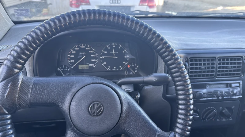 VW Caddy, снимка 12 - Автомобили и джипове - 52416529