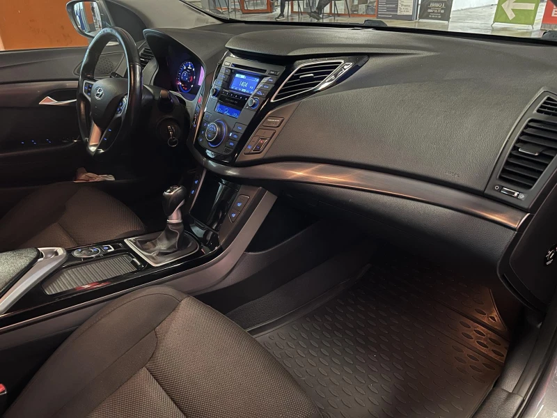 Hyundai I40 cw, снимка 11 - Автомобили и джипове - 52537620