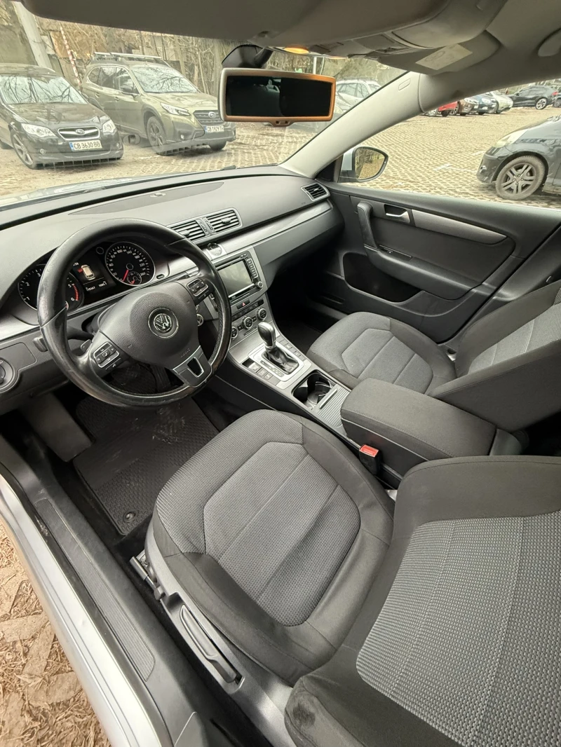 VW Passat, снимка 11 - Автомобили и джипове - 52650080
