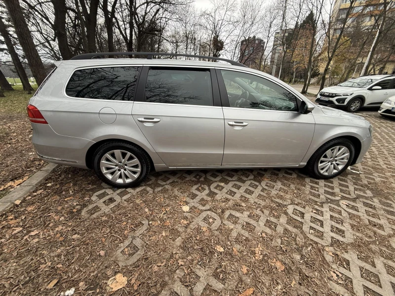 VW Passat, снимка 2 - Автомобили и джипове - 52650080