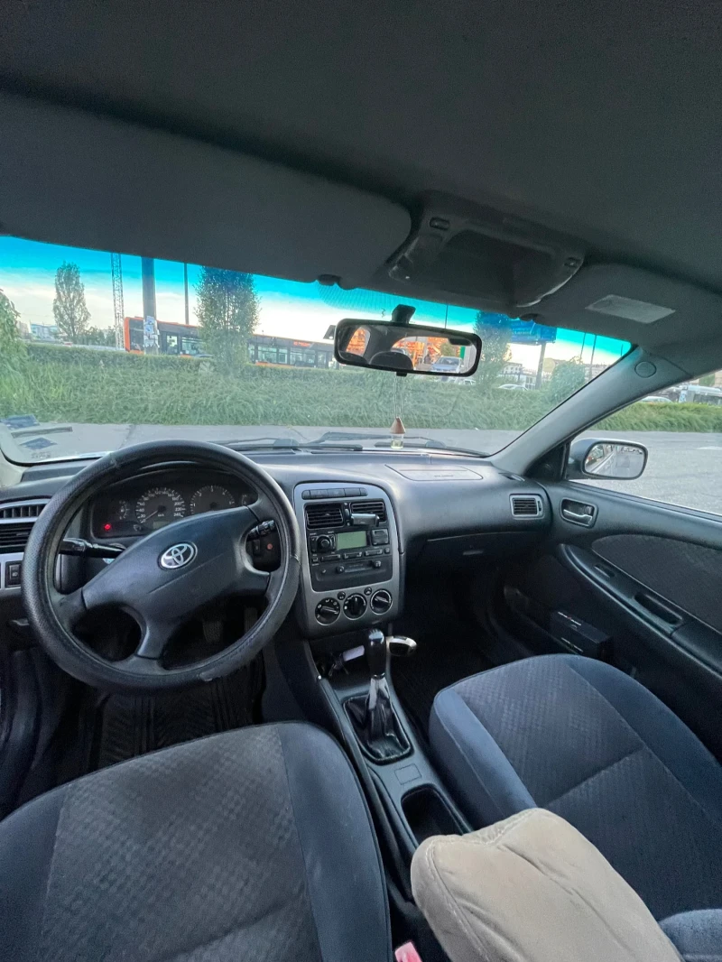 Toyota Avensis 2.0 D4D, снимка 7 - Автомобили и джипове - 52838644