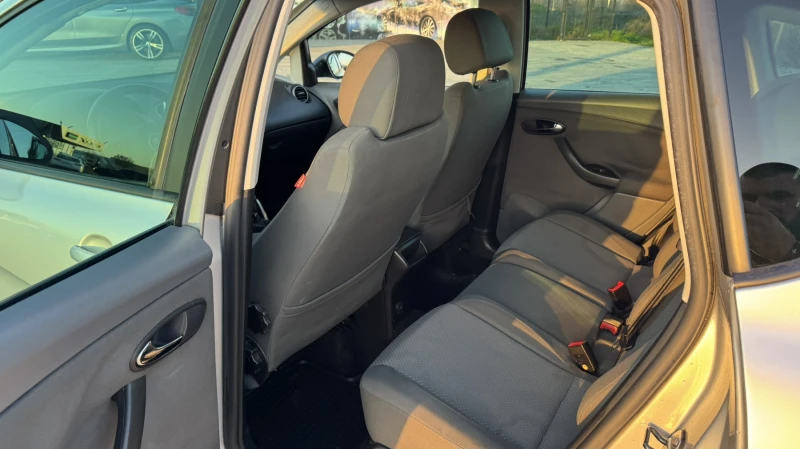 Seat Altea Перфектен/МултиВолан/Климаторник/Автопилот, снимка 8 - Автомобили и джипове - 52856235