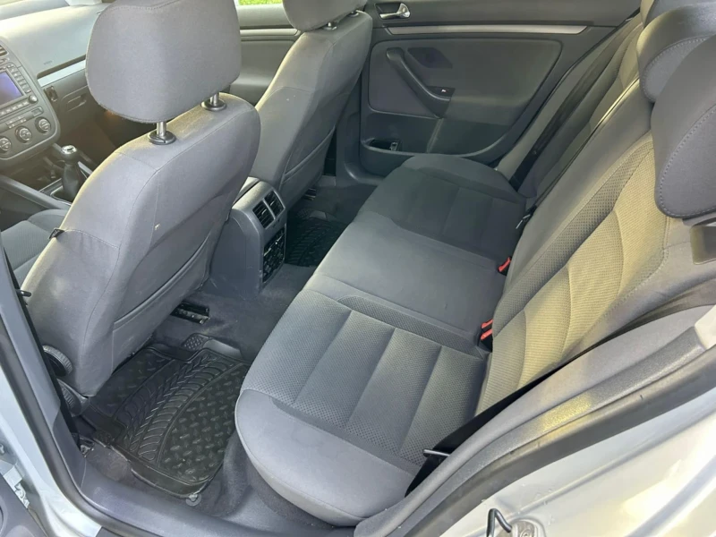 VW Golf, снимка 10 - Автомобили и джипове - 52867993