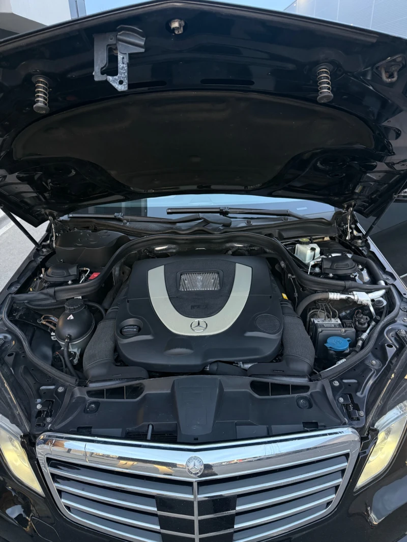 Mercedes-Benz E 500 388 4 MATIC ЛИЗИНГ, снимка 17 - Автомобили и джипове - 53180500